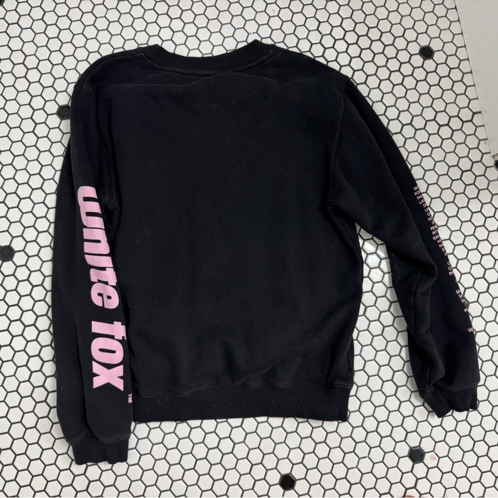 White fox Sweatshirt size medium/large - Picture 2 of 5